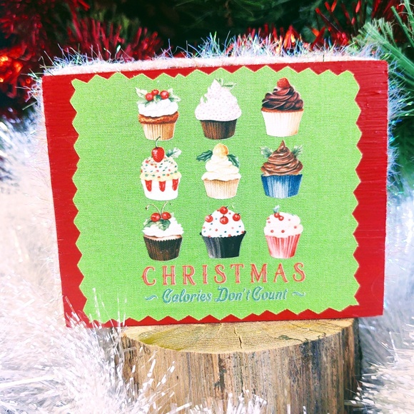Hand Crafted Mini Wood Sign, Tiered Tray Decor, Christmas Calories Don't Count - Picture 1 of 4
